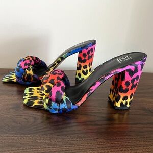 NY & Co Lena Mule Colorful Leopard Print Fabric Heel Sandals Shoes Women’s 9.5